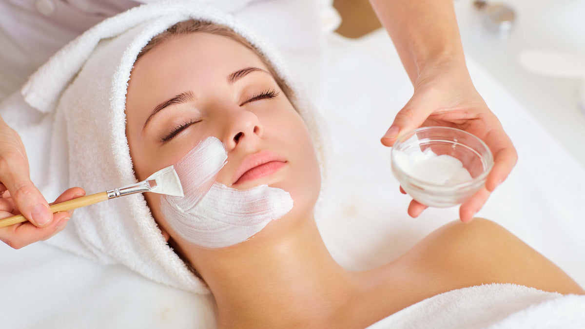 Un soin du visage chez Glowing Skin